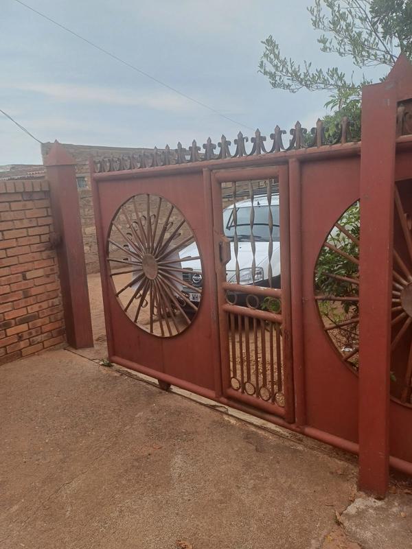 3 Bedroom Property for Sale in Mabopane North West